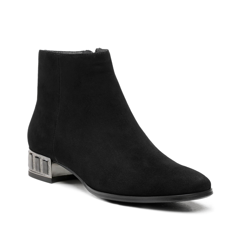 Short boots