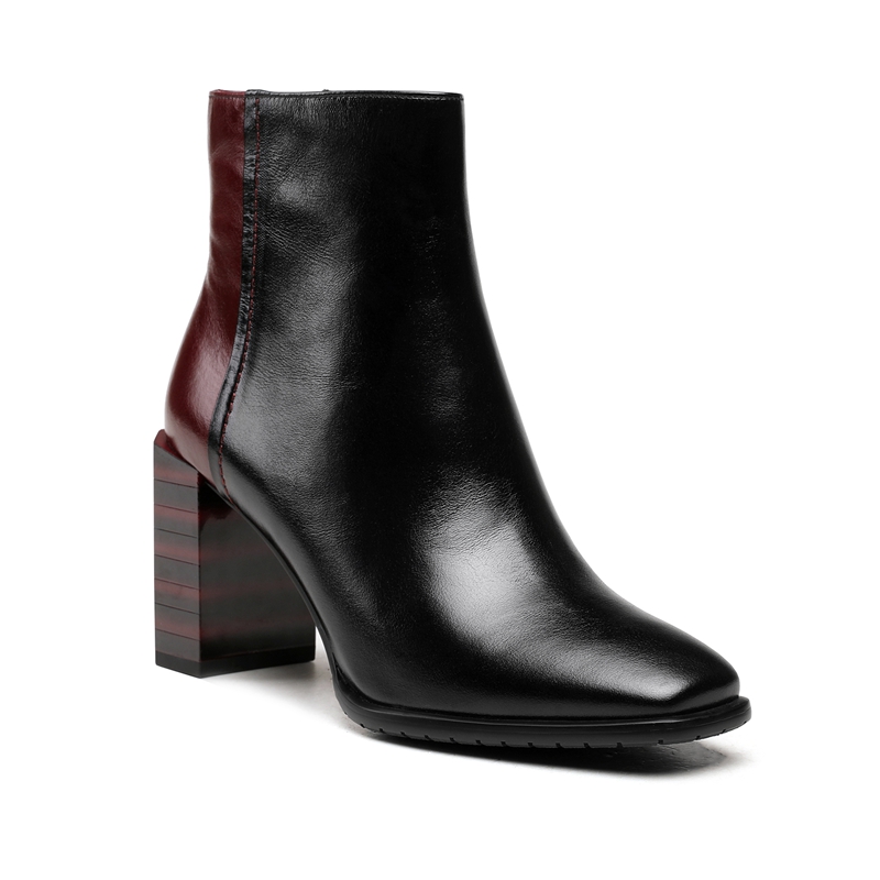 Short boots