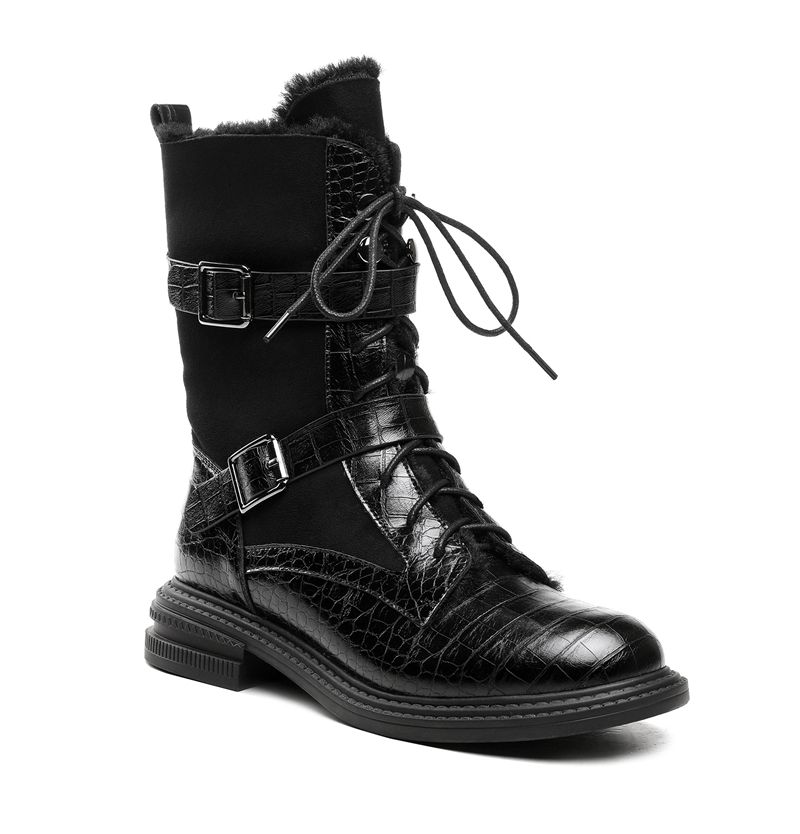 Short boots